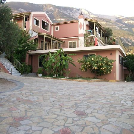 Ramona Apartment Lourdata  Exterior photo