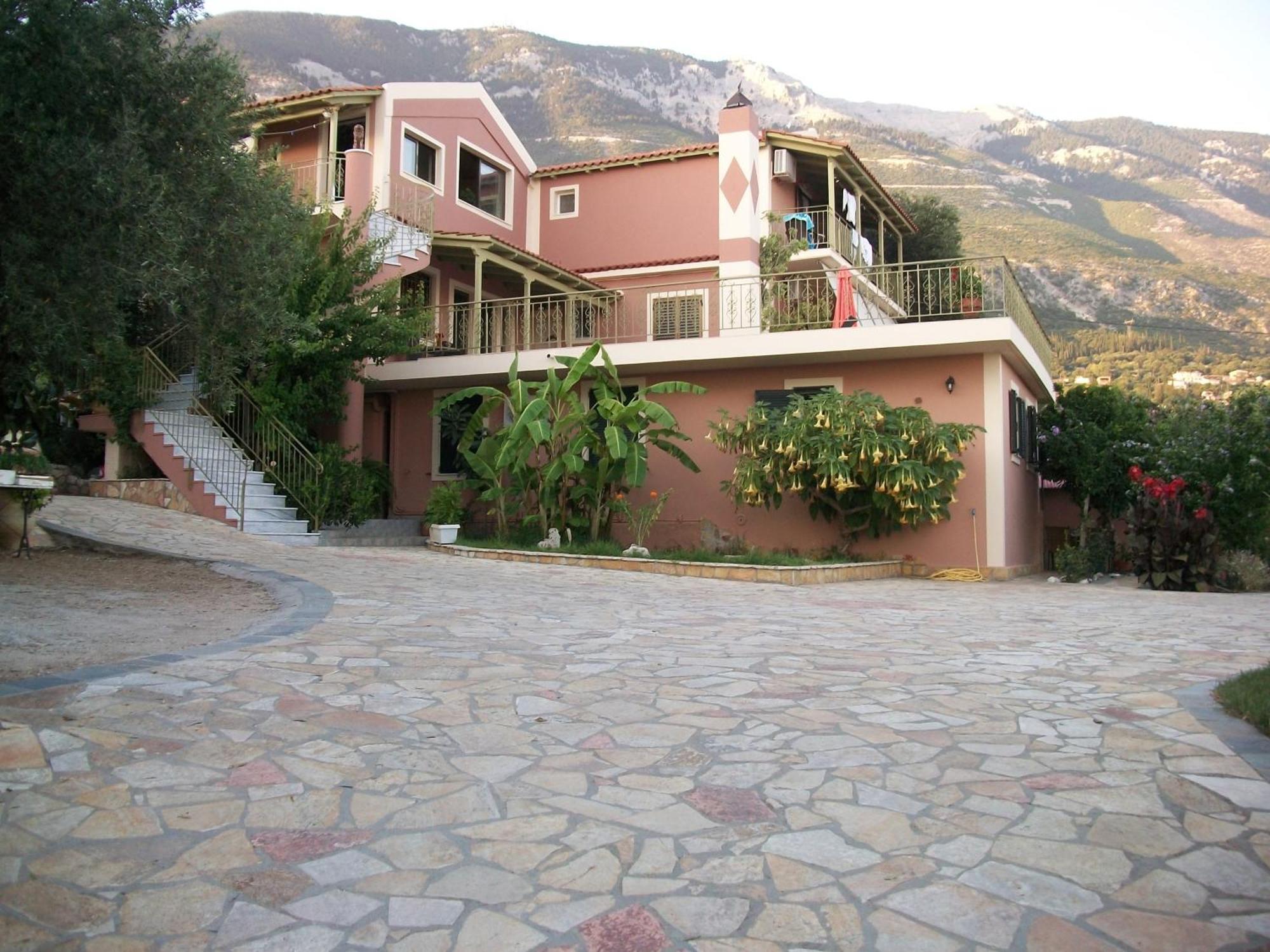 Ramona Apartment Lourdata  Exterior photo