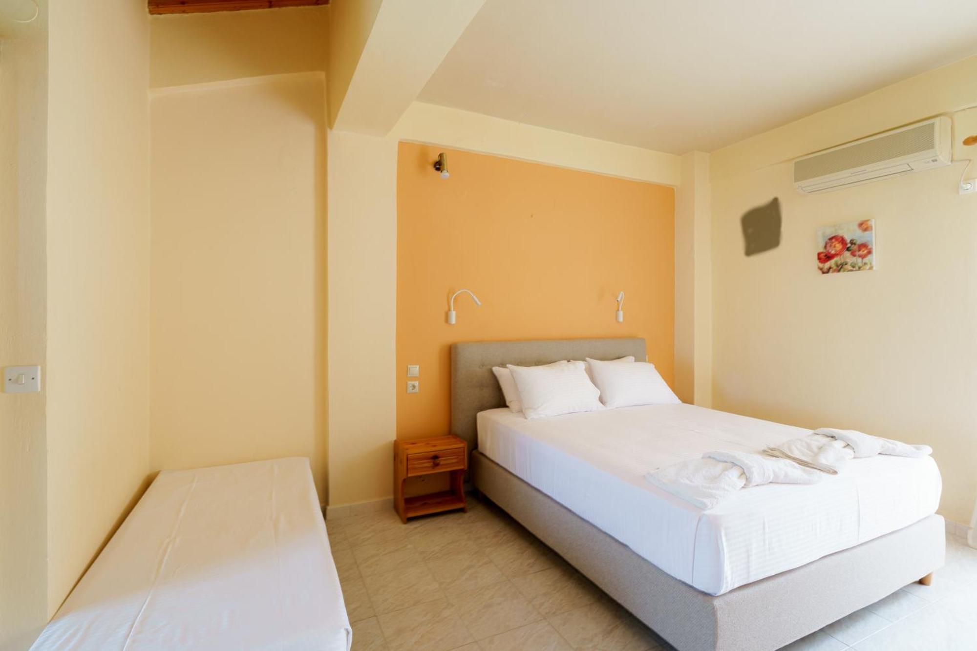 Ramona Apartment Lourdata  Exterior photo
